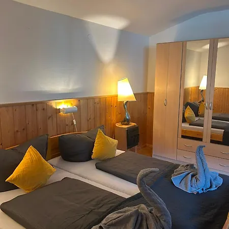 Apartamento Dorfplatzerl - Inklusive Taeglichem Freien Eintritt Tauern Fuer 2 Personen Und Sommerkarte *